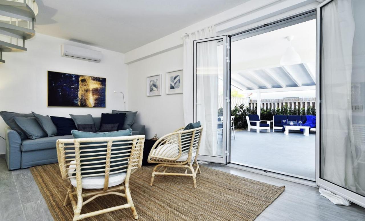 Casa Blanca A Due Passi Dal Mare Villa ซานตามาเรีย เดล โฟกัลโล ภายนอก รูปภาพ